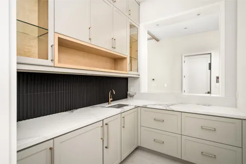 $4,995,000 | 4006 Overbrook Lane, Houston, TX 77027