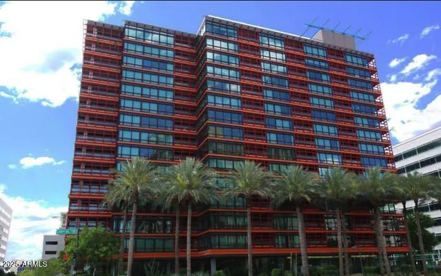 $2,850 | 4808 North 24th Street, Unit 804, Phoenix, AZ 85016