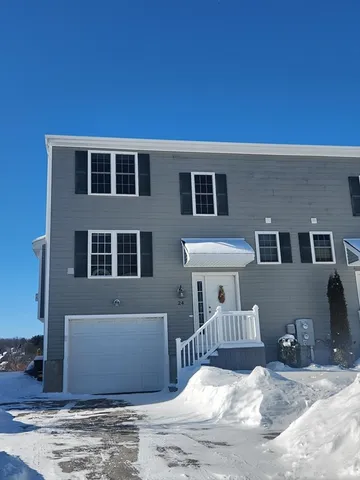 $3,000 | 24 Bittersweet Boulevard, Unit 24, Worcester, MA 01607