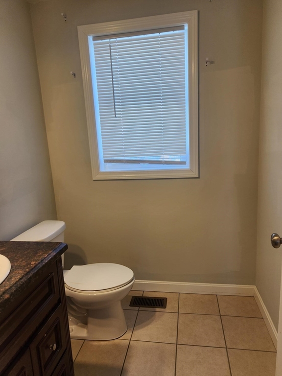 24 Bittersweet Boulevard, Unit 24 Worcester, MA 01607 - Photo 12 of 31