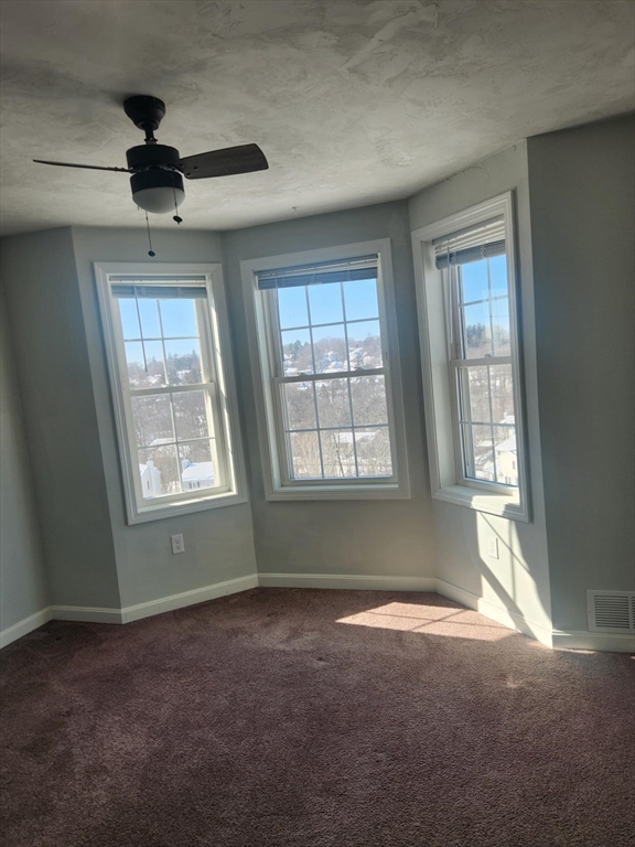 24 Bittersweet Boulevard, Unit 24 Worcester, MA 01607 - Photo 17 of 31