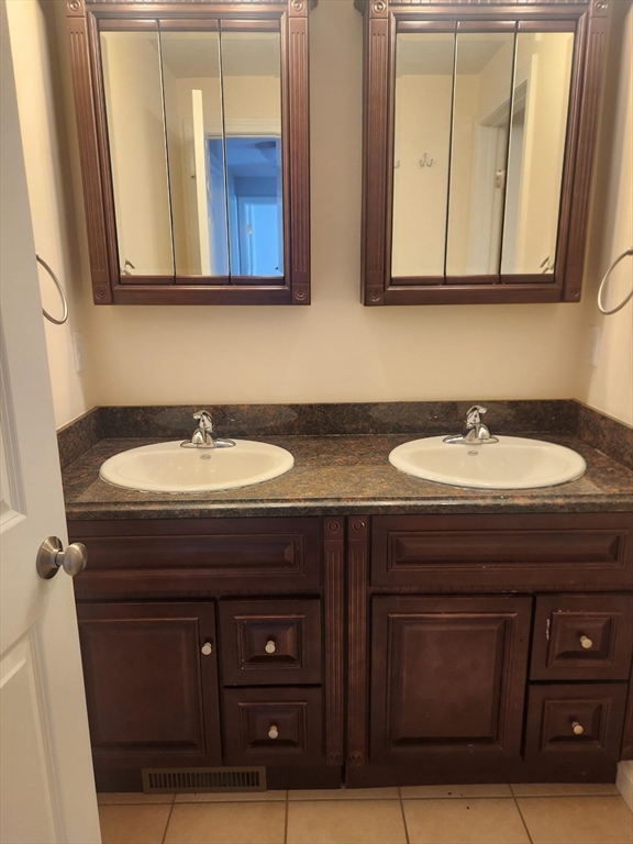 24 Bittersweet Boulevard, Unit 24 Worcester, MA 01607 - Photo 29 of 31