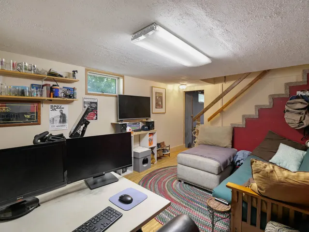 $329,000 | 133 Dorr Drive, Rutland, VT 05701