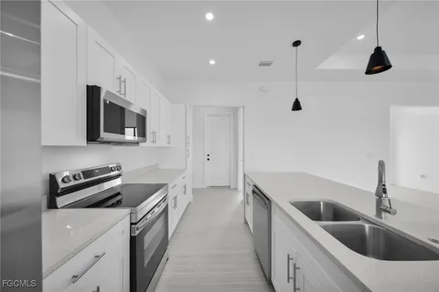 $485,000 | 3543 Northeast 14th Place, Cape Coral, FL 33909