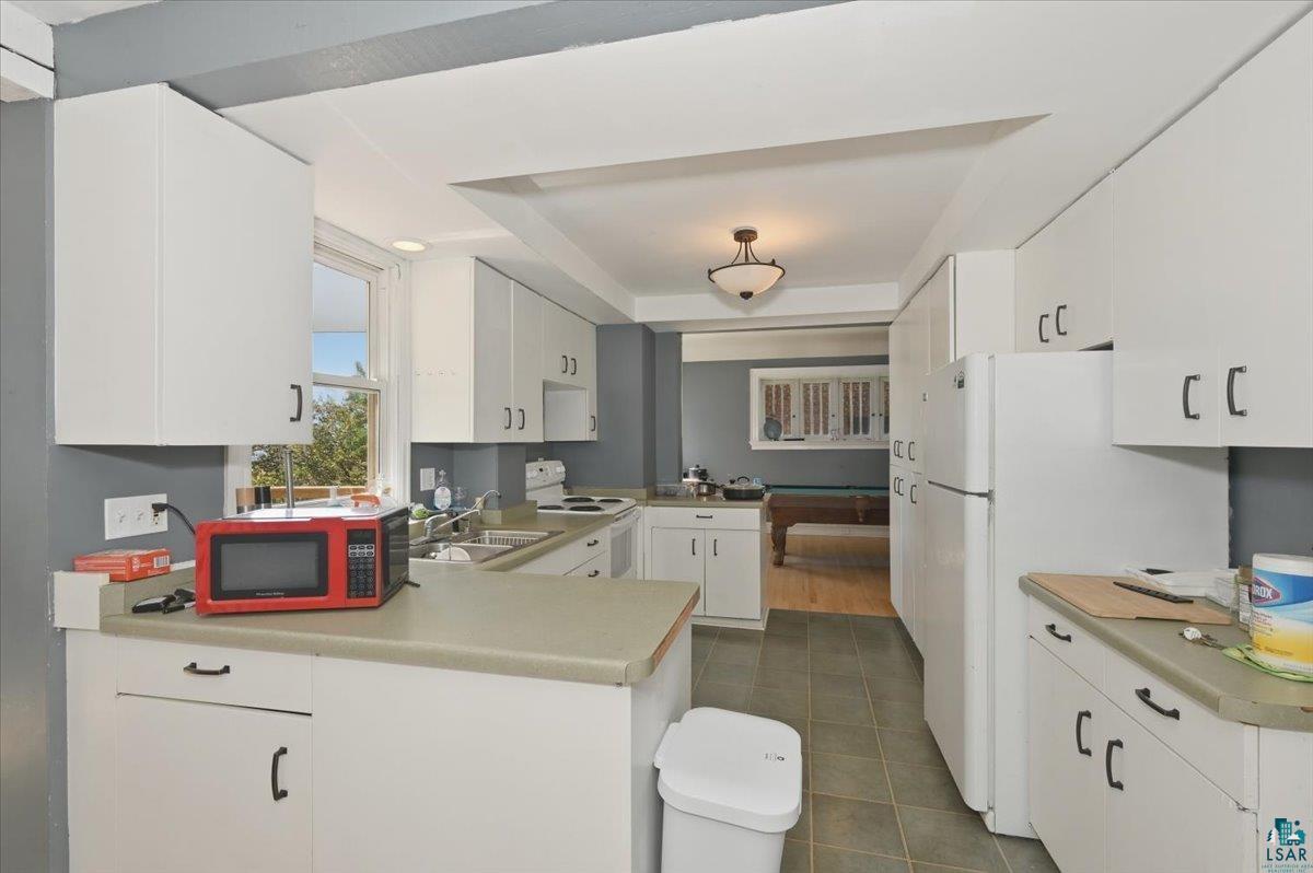1818 East 3rd Street Duluth, MN 55812 - Photo 10 of 27