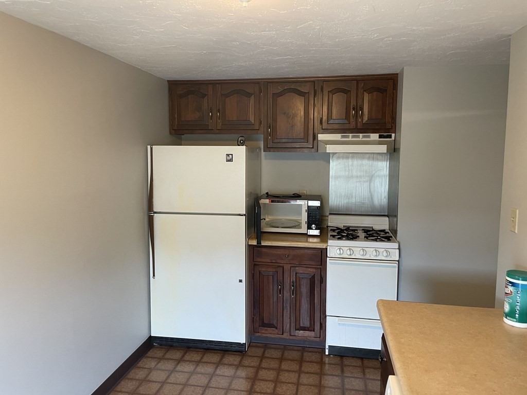 195 Billings Road, Unit 3 Quincy, MA 02171 - Photo 6 of 11