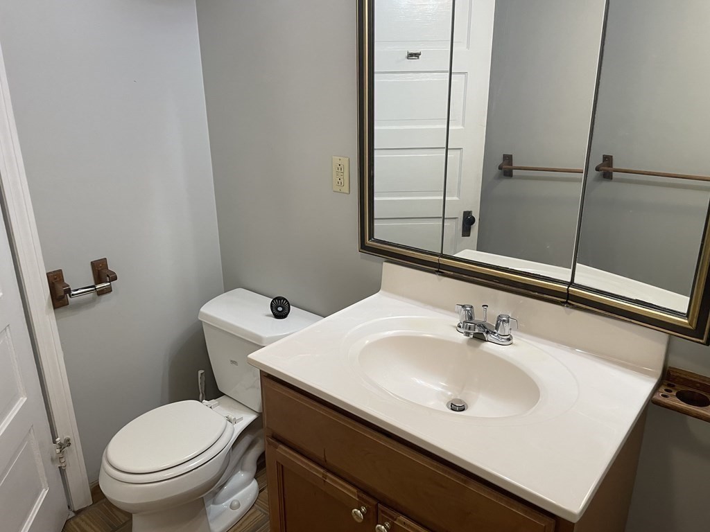 195 Billings Road, Unit 3 Quincy, MA 02171 - Photo 9 of 11