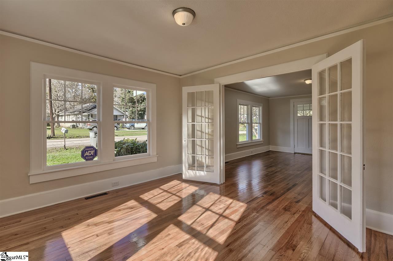303 South Franklin Road Greenville, SC 29609 - Photo 8 of 23 Gallery Image 8