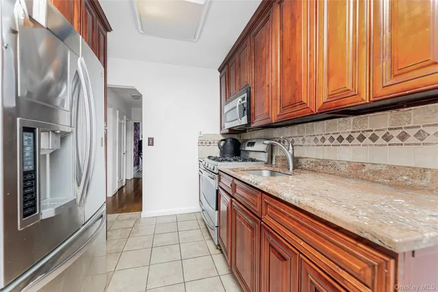 $764,900 | 426 Calhoun Avenue | Throgs Neck