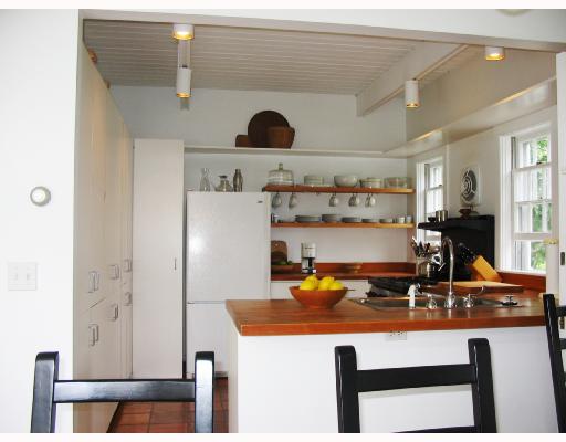 160 Swamp Road Little Compton, RI 02837 - Photo 6 of 8 Kitchen.