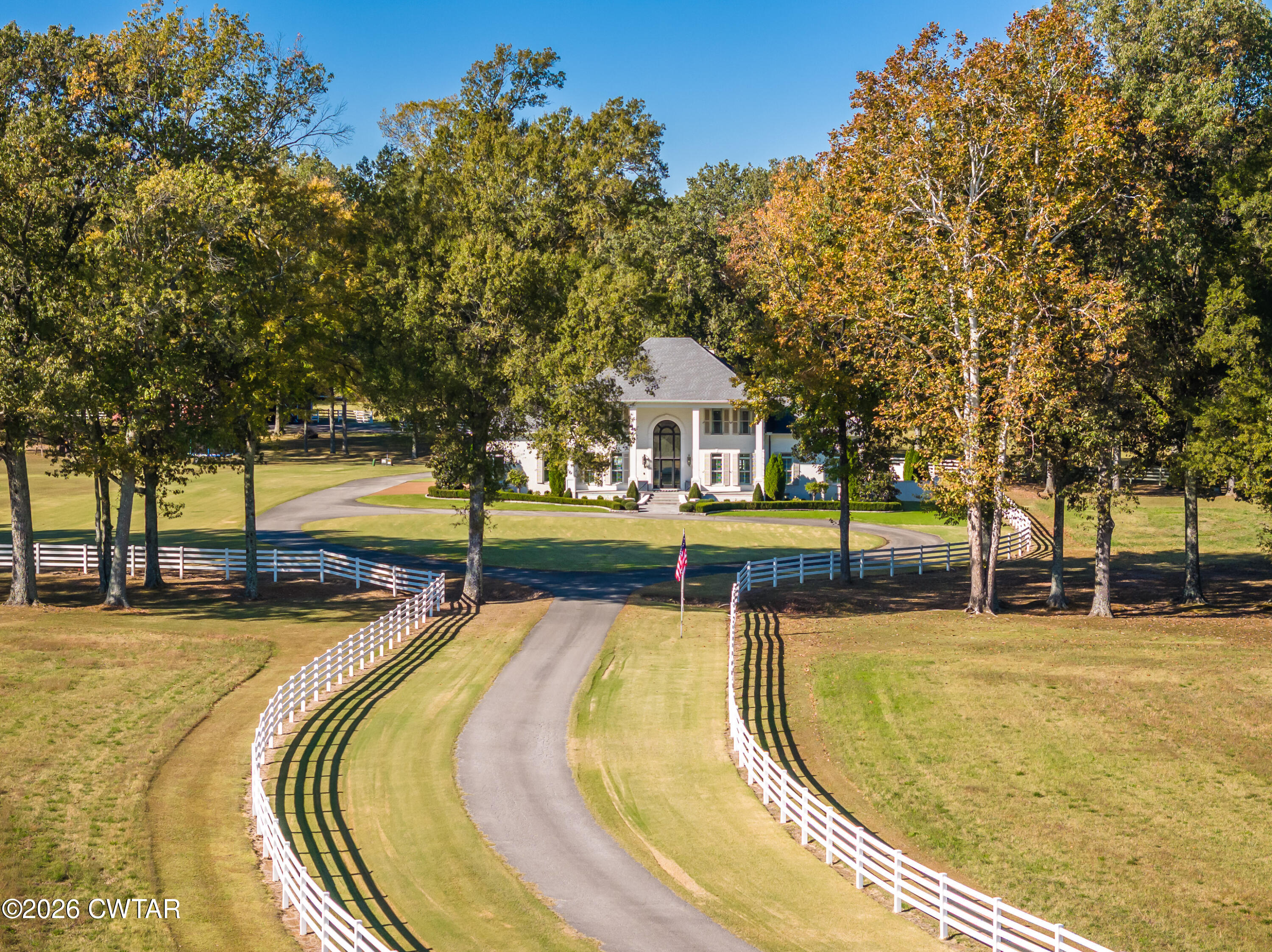 135 Windy City Road Jackson, TN 38305 - Photo 2 of 100 004-135 Windy City Rd-MLS Version