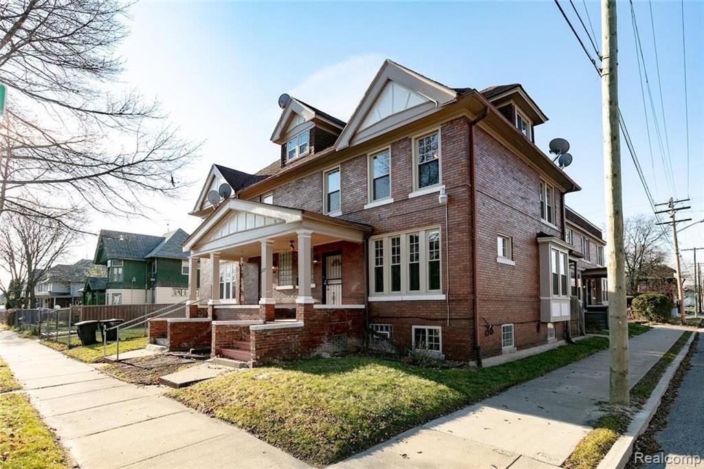 2257 Helen Street Detroit, MI 48207 - Photo 2 of 15