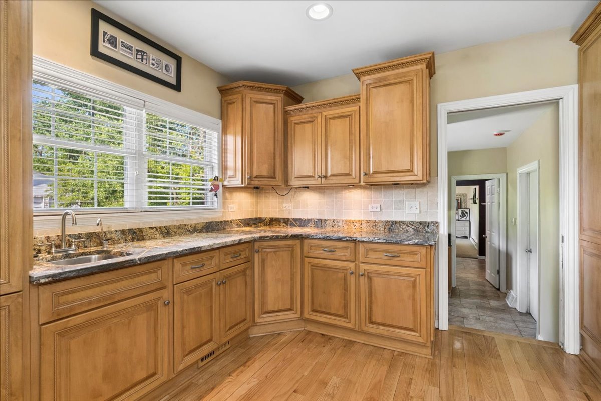 1819 Cornell Road Flossmoor, IL 60422 - Photo 25 of 68