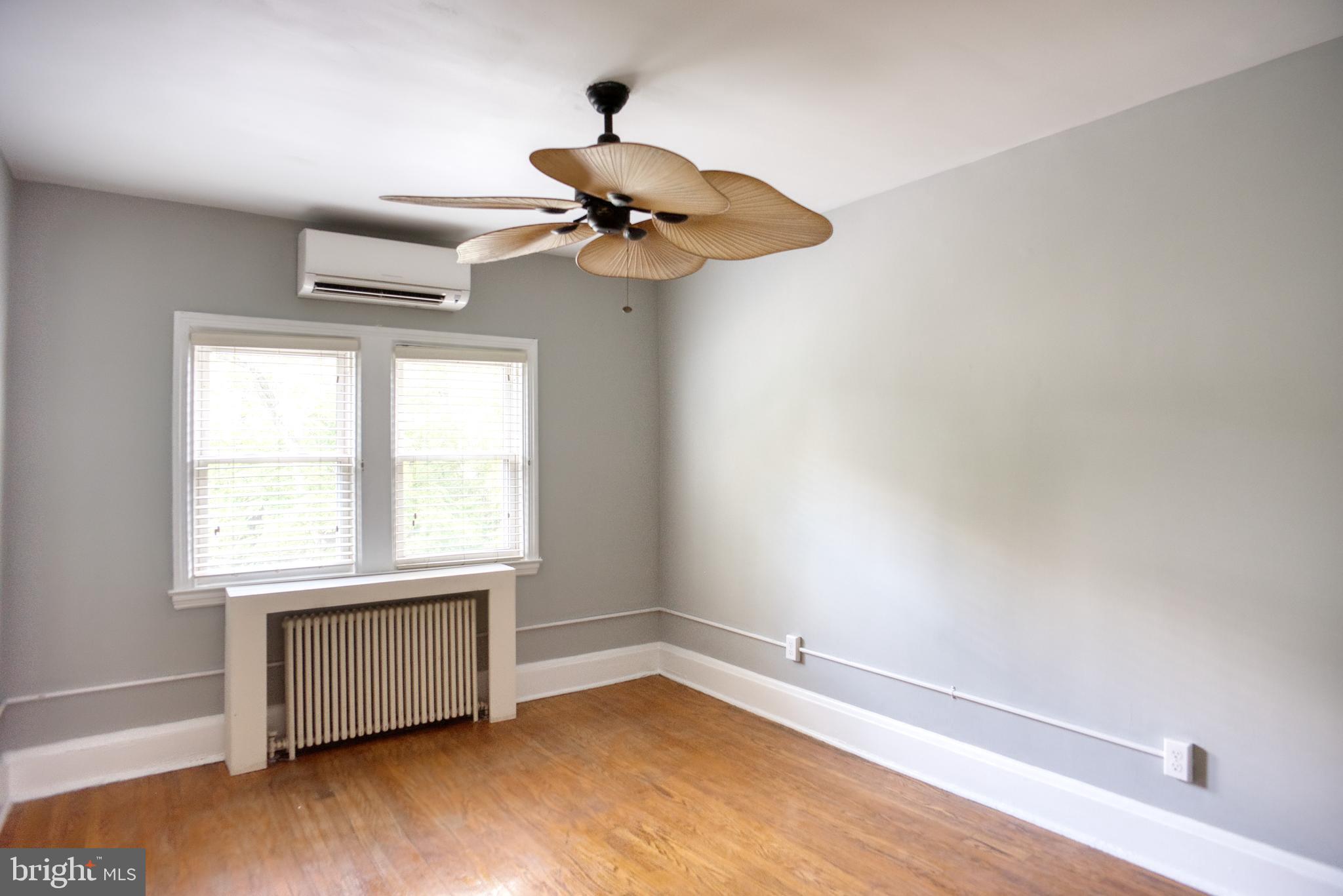 27 North Belle Grove Road Baltimore, MD 21228 - Photo 14 of 23 Gallery Image 14