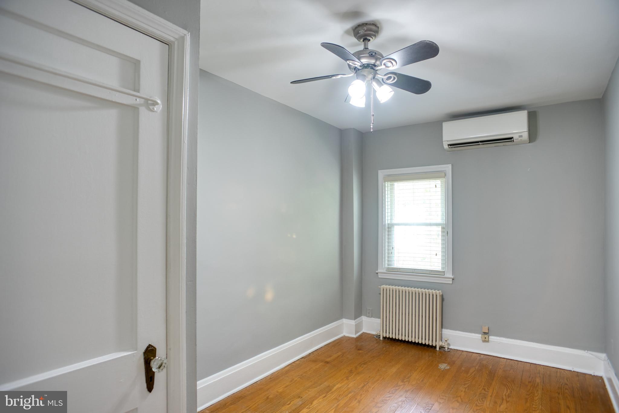 27 North Belle Grove Road Baltimore, MD 21228 - Photo 16 of 23 Gallery Image 16