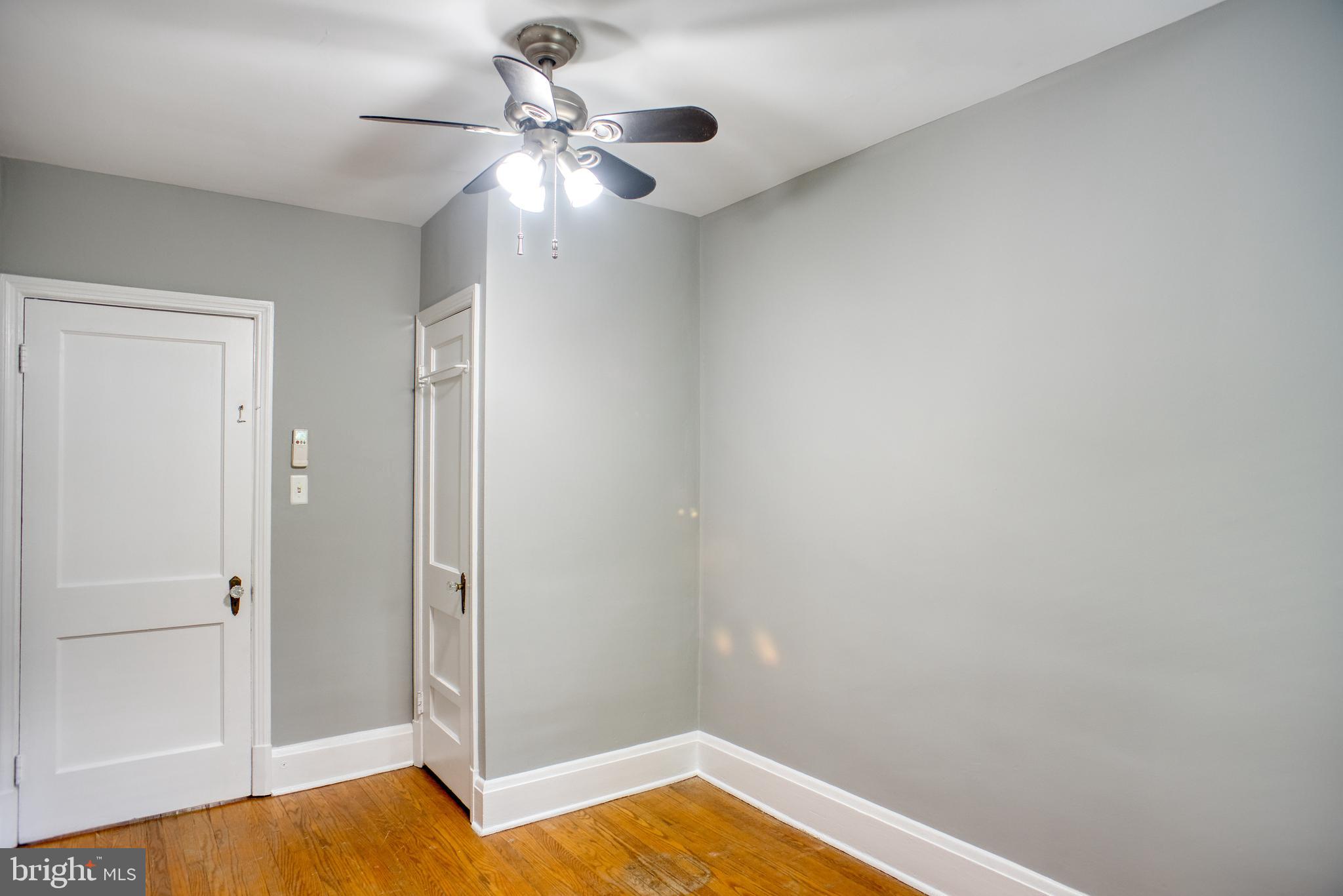 27 North Belle Grove Road Baltimore, MD 21228 - Photo 17 of 23 Gallery Image 17