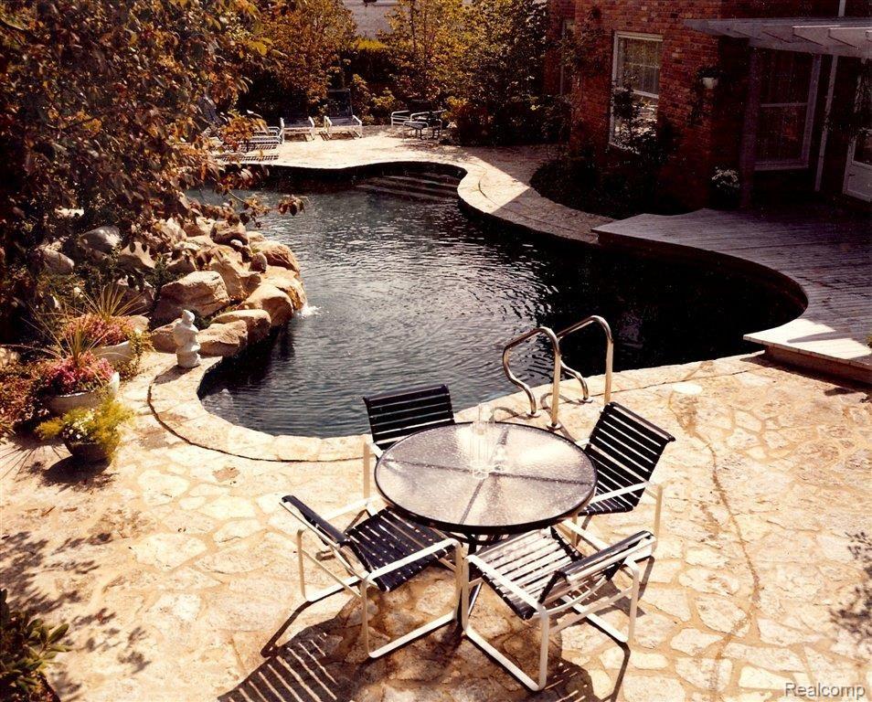 44 Kerby Road Grosse Pointe, MI 48236 - Photo 4 of 25 scan0007.jpg
