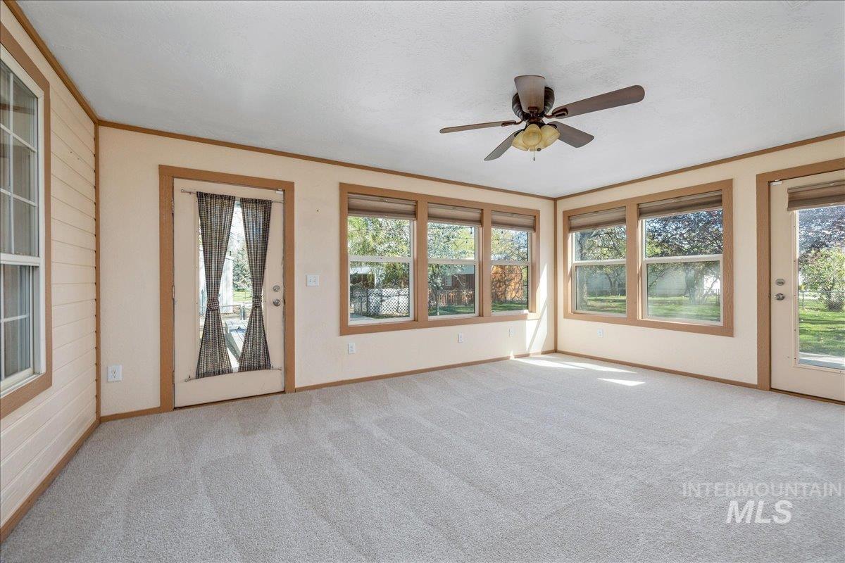 3002 Frozen Dog Road Emmett, ID 83617 - Photo 21 of 50 View of unfurnished sunroom