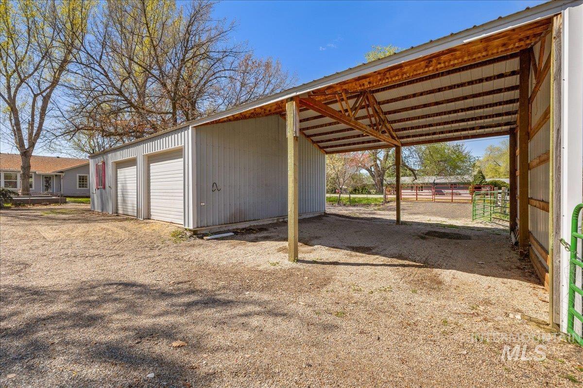 3002 Frozen Dog Road Emmett, ID 83617 - Photo 33 of 50 View of parking featuring a garage