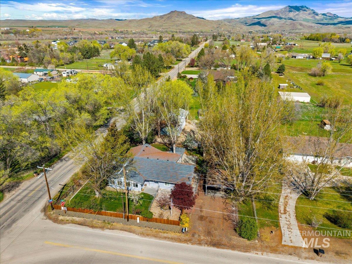 3002 Frozen Dog Road Emmett, ID 83617 - Photo 50 of 50 Aerial view of residential area with a mountainous background