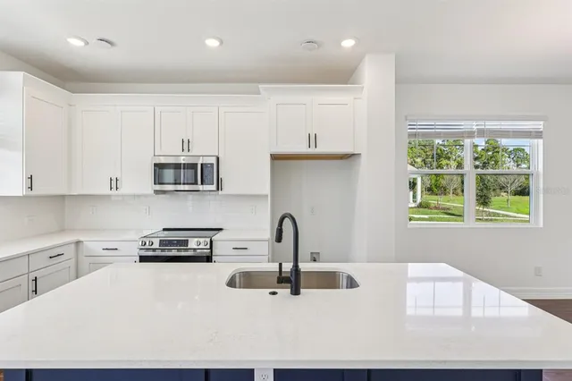 $499,990 | 17490 Northlake Grv Drive, Winter Garden, FL 34787