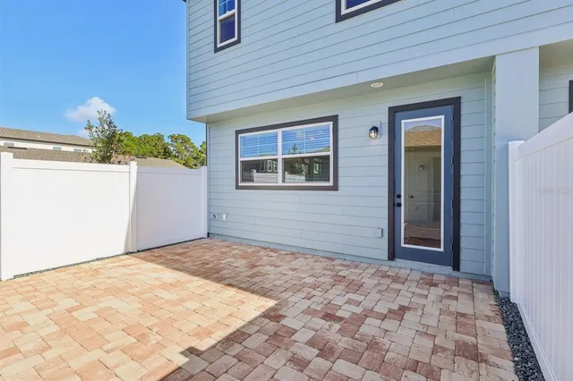 $499,990 | 17490 Northlake Grv Drive, Winter Garden, FL 34787