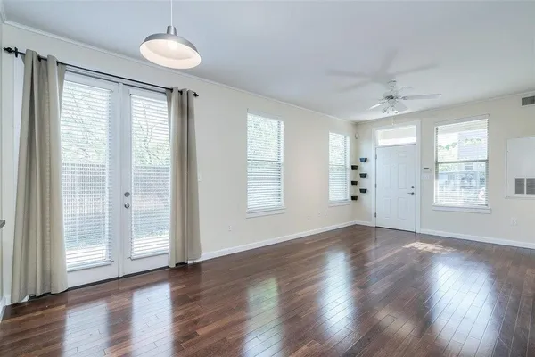 $1,875 | 1201 Grove Boulevard, Unit 1101, Austin, TX 78741
