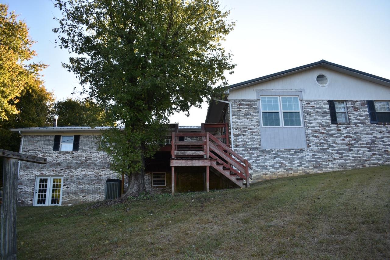 199 Kincaid Road Harrogate, TN 37752 - Photo 8 of 33 IMG_3797