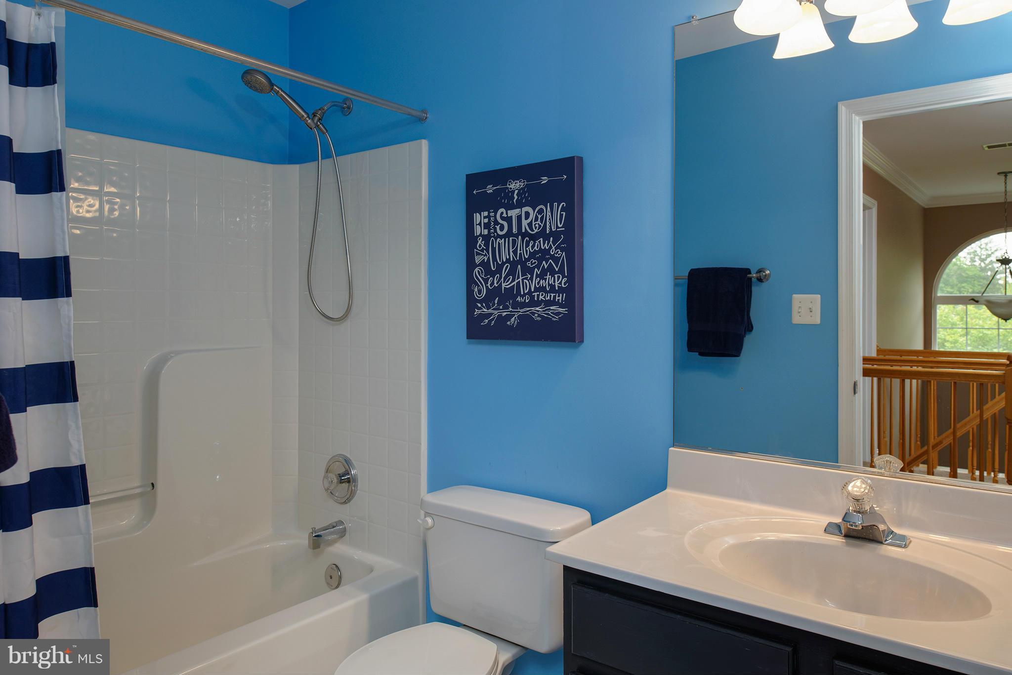 714 Anne Street Southwest Leesburg, VA 20175 - Photo 14 of 28 Bath
