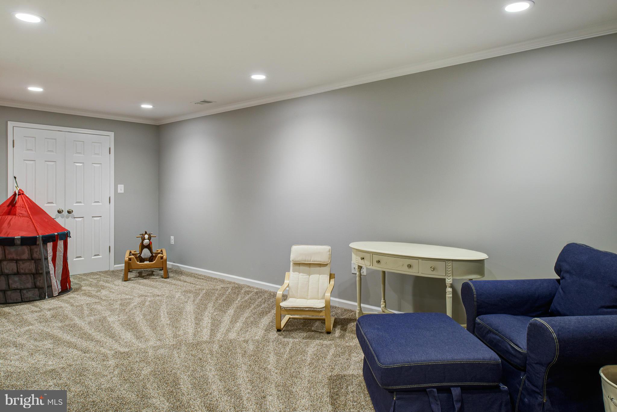 714 Anne Street Southwest Leesburg, VA 20175 - Photo 23 of 28 Interior (General)