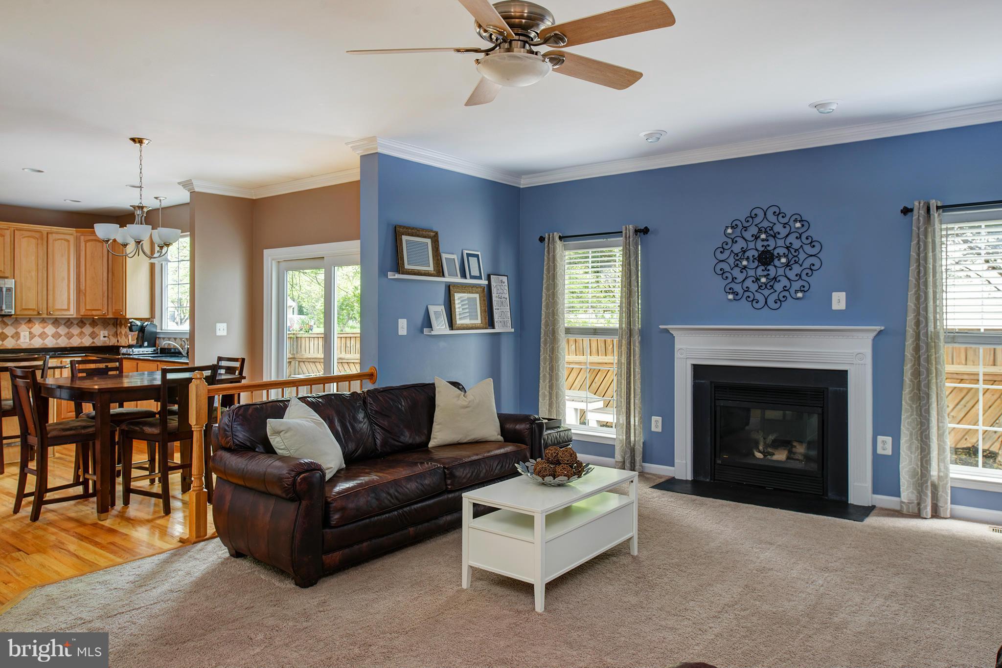 714 Anne Street Southwest Leesburg, VA 20175 - Photo 7 of 28 Family Room