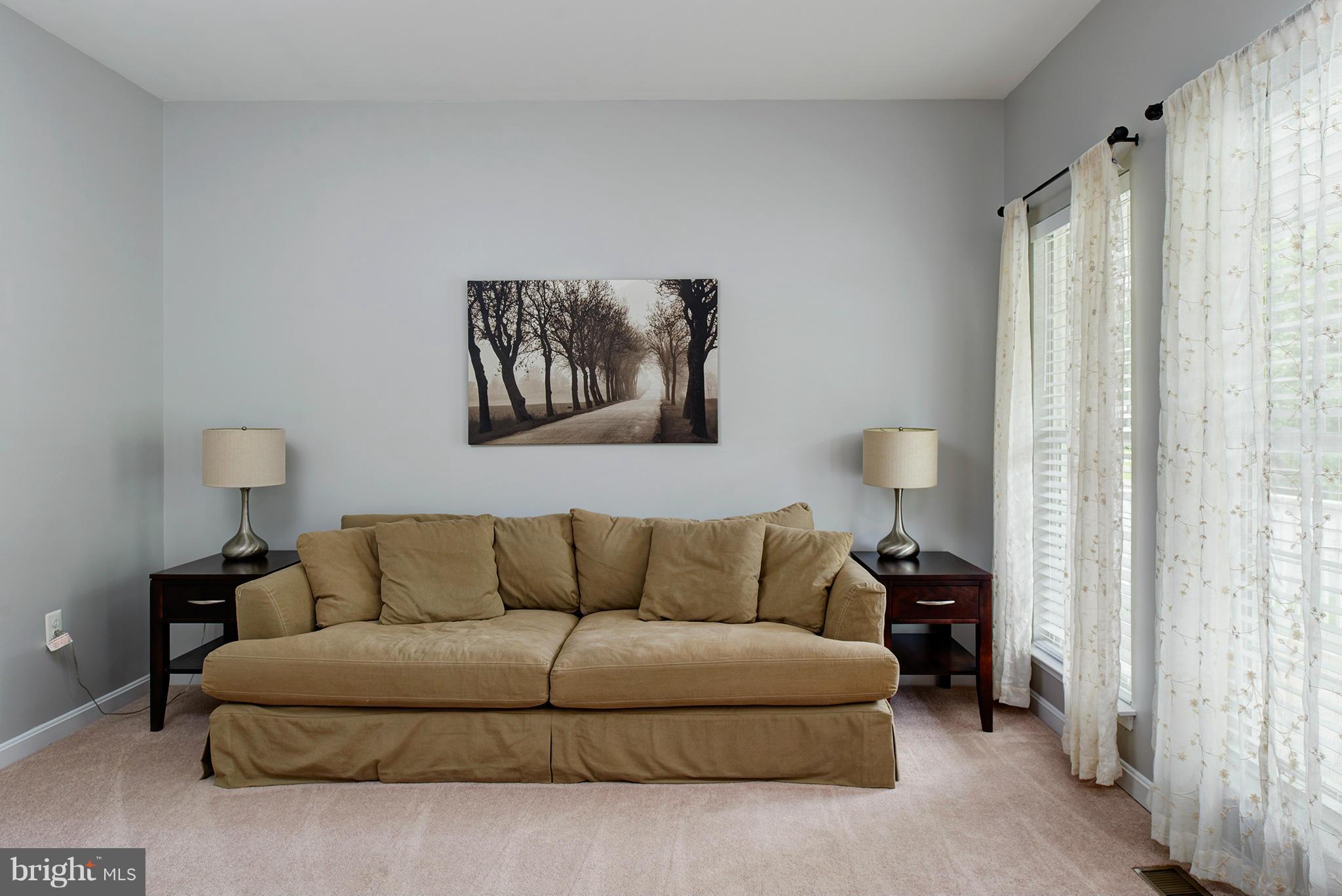 714 Anne Street Southwest Leesburg, VA 20175 - Photo 10 of 28 Interior (General)
