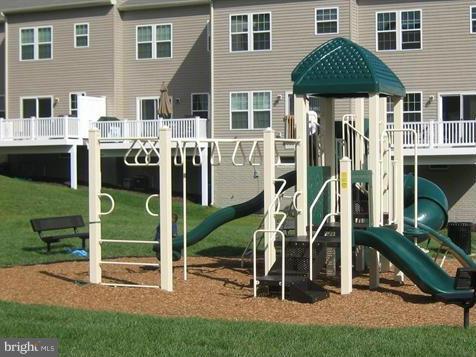 7413 Rigby Place Elkridge, MD 21075 - Photo 12 of 14 Community