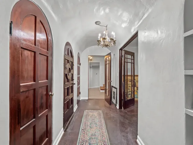 $619,000 | 4012 North Wishon Avenue, Fresno, CA 93704