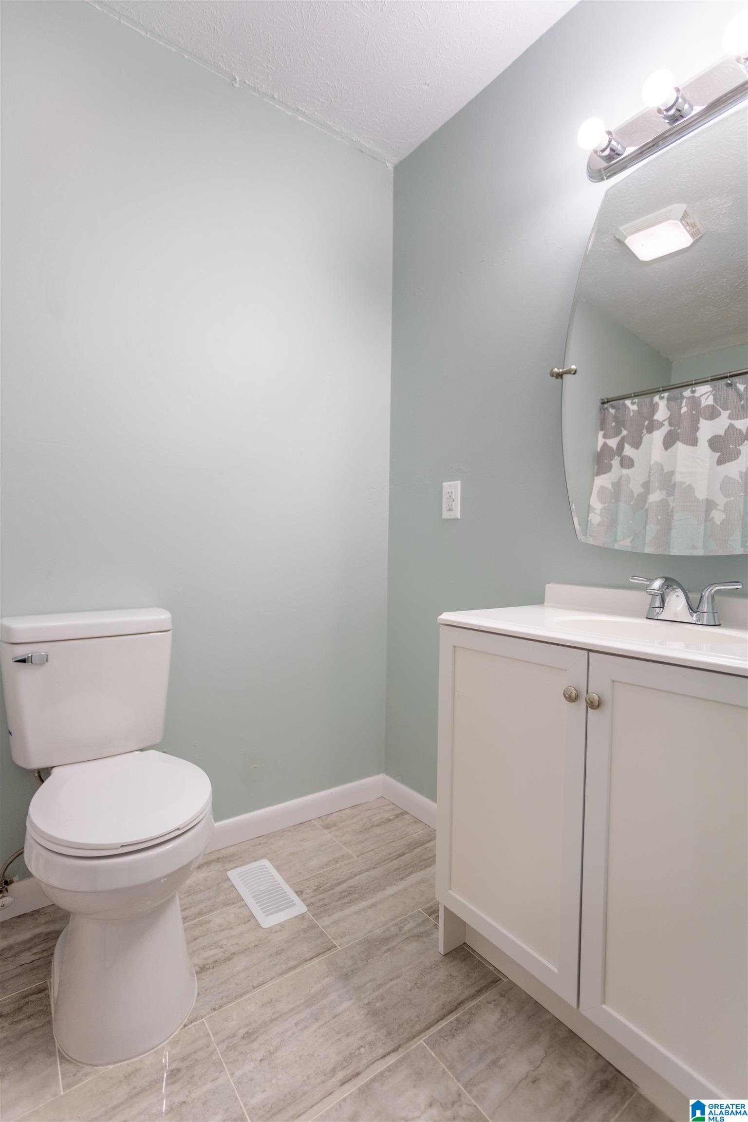 213 Bates Street Weaver, AL 36277 - Photo 14 of 47