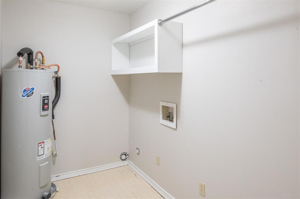 1850 Rock Ridge Road Lucas, TX 75002 - Photo 21 of 34 a view of utility room