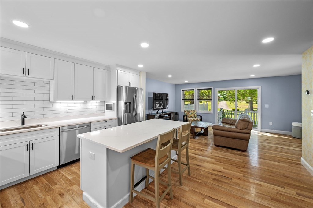 72 Manchester Street, Unit 72 Lowell, MA 01852 - Photo 12 of 41