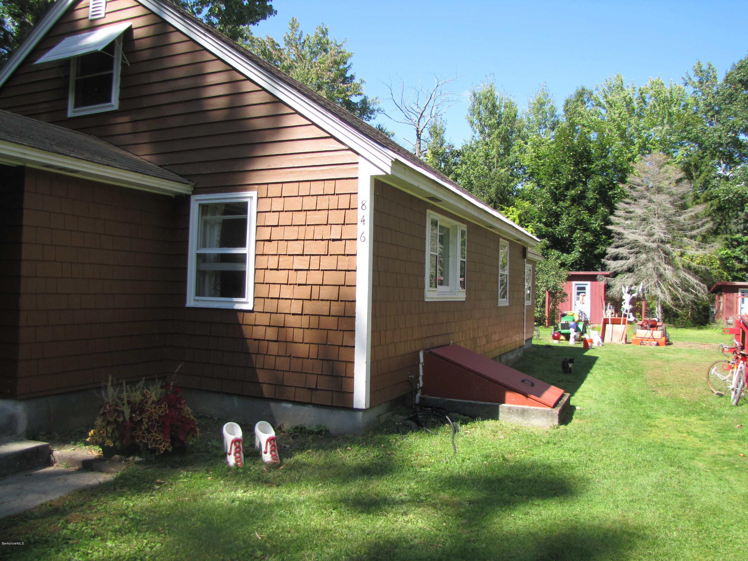 846 South State Road Cheshire, MA 01225 - Photo 8 of 8 IMG_0023
