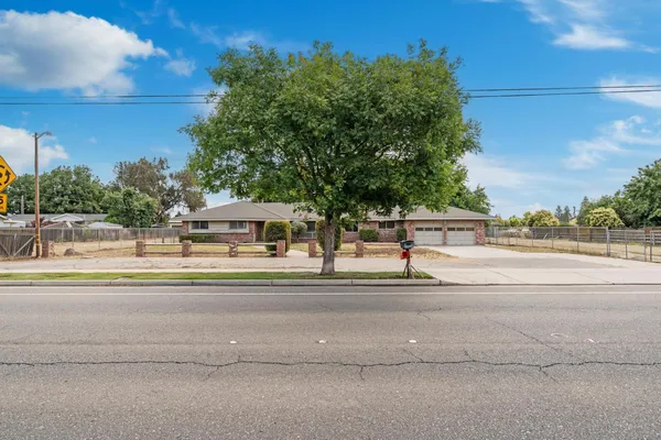 $799,900 | 3460 Roselle Avenue, Modesto, CA 95355