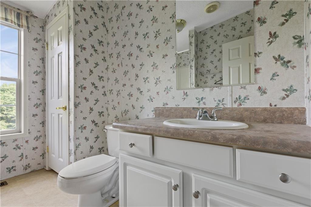 100 Wherry Road Washington, PA 15301 - Photo 12 of 17