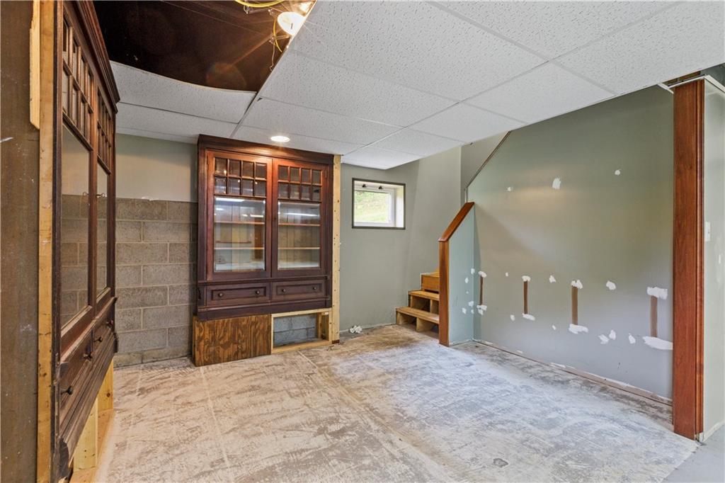 100 Wherry Road Washington, PA 15301 - Photo 14 of 17