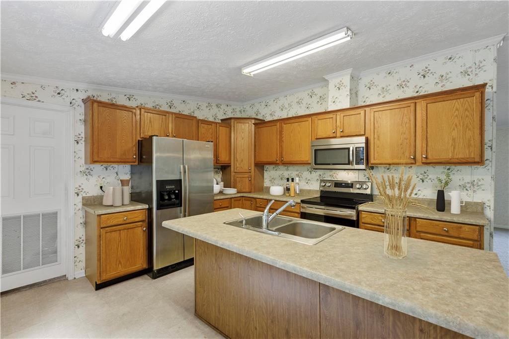 100 Wherry Road Washington, PA 15301 - Photo 6 of 17