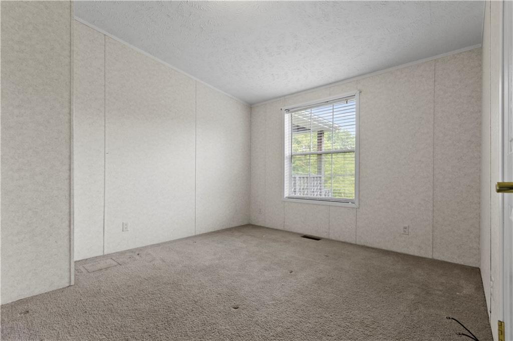 100 Wherry Road Washington, PA 15301 - Photo 10 of 17