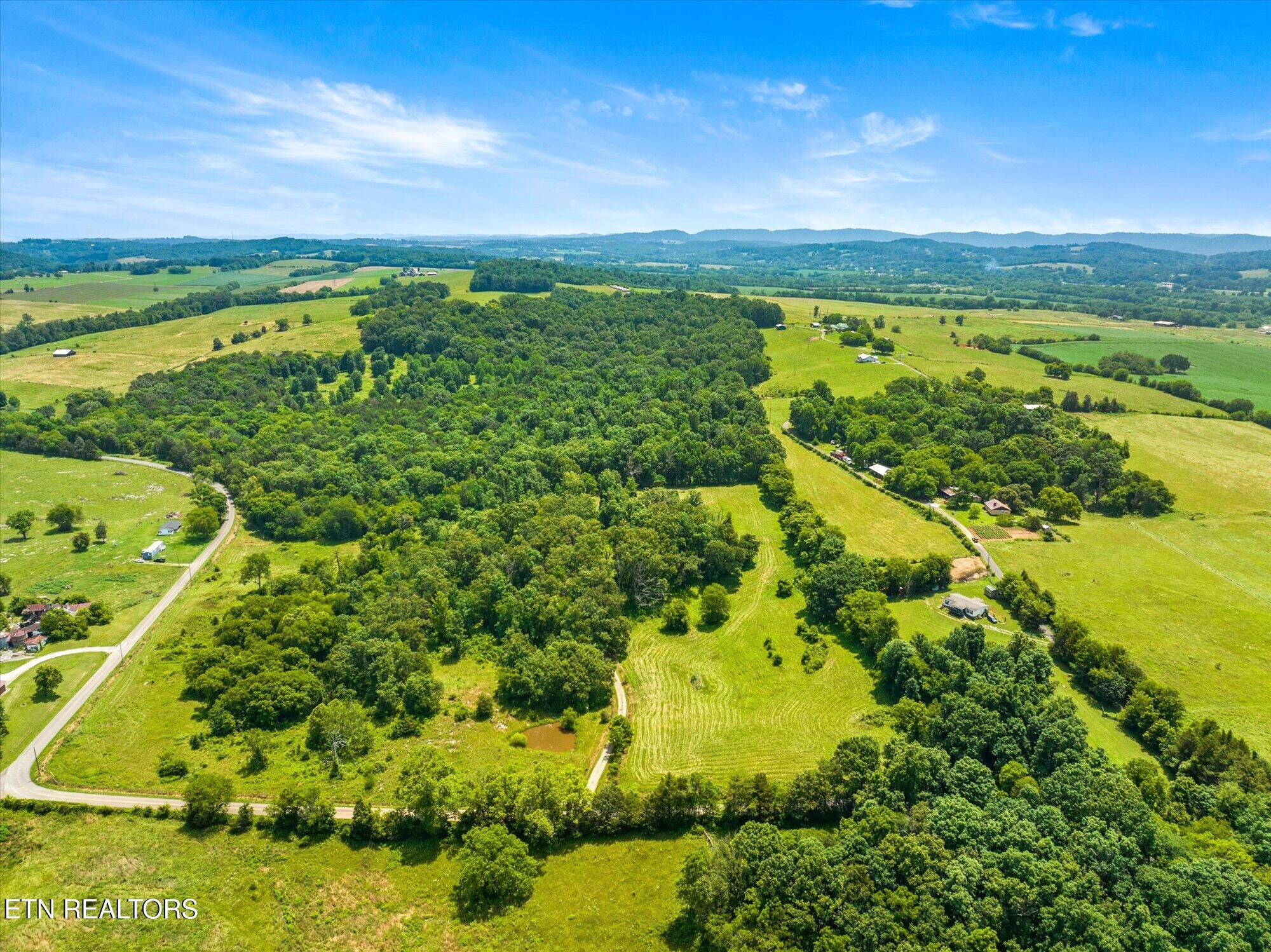 3 Lost Creek Road New Market, TN 37820 - Photo 3 of 15 42-1032-Lost-Creek-Rd-New-Market-TN-42