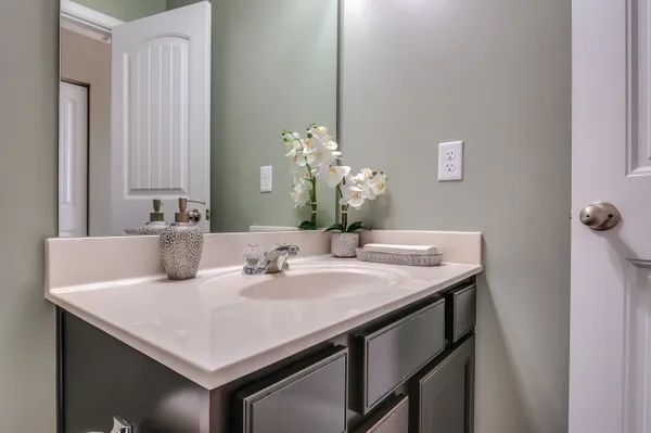 $2,700 | 732 Gloucester Lane, Nashville, TN 37221