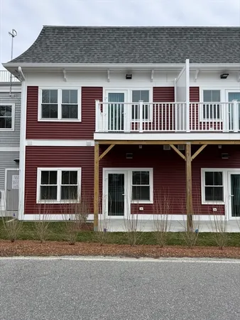 $2,350 | 626 Main Street, Unit 110, Dennis Port, MA 02639