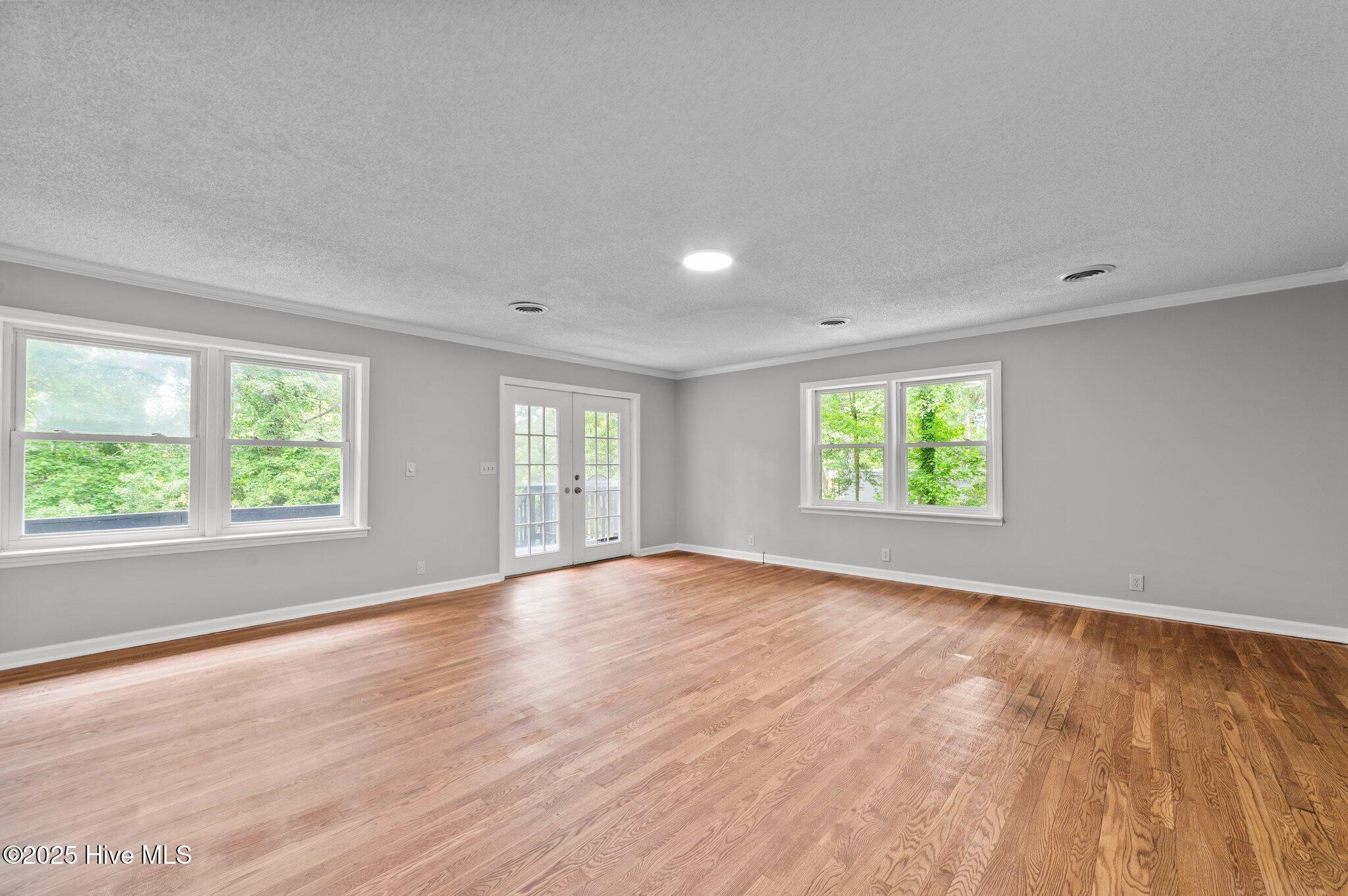 105 Country Place Washington, NC 27889 - Photo 20 of 43 37-web-or-mls-LHV_6349