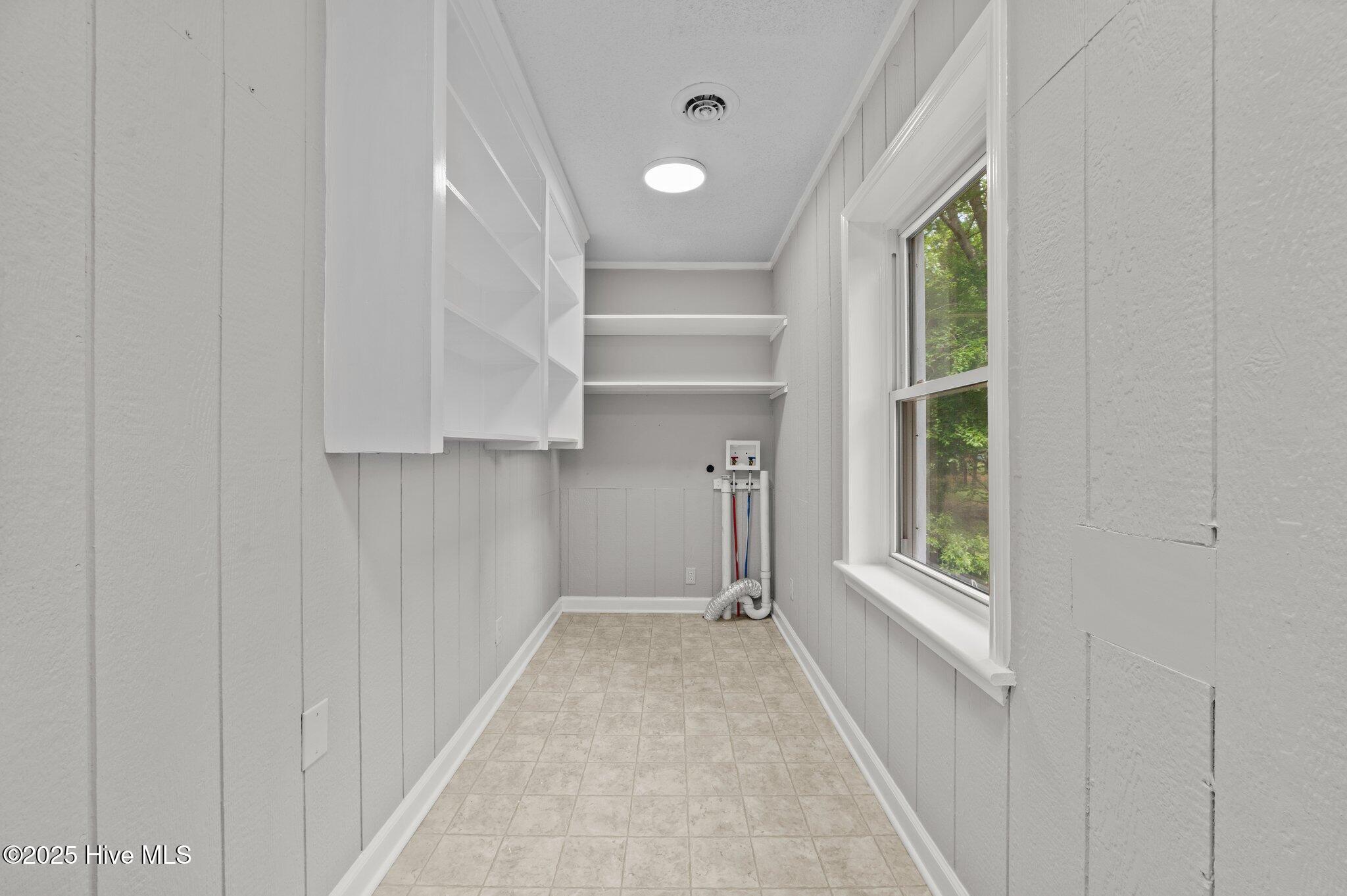 105 Country Place Washington, NC 27889 - Photo 22 of 43 39-web-or-mls-LHV_6355