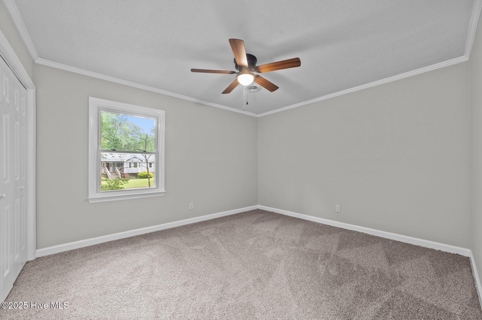 105 Country Place Washington, NC 27889 - Photo 27 of 43 44-web-or-mls-LHV_6370