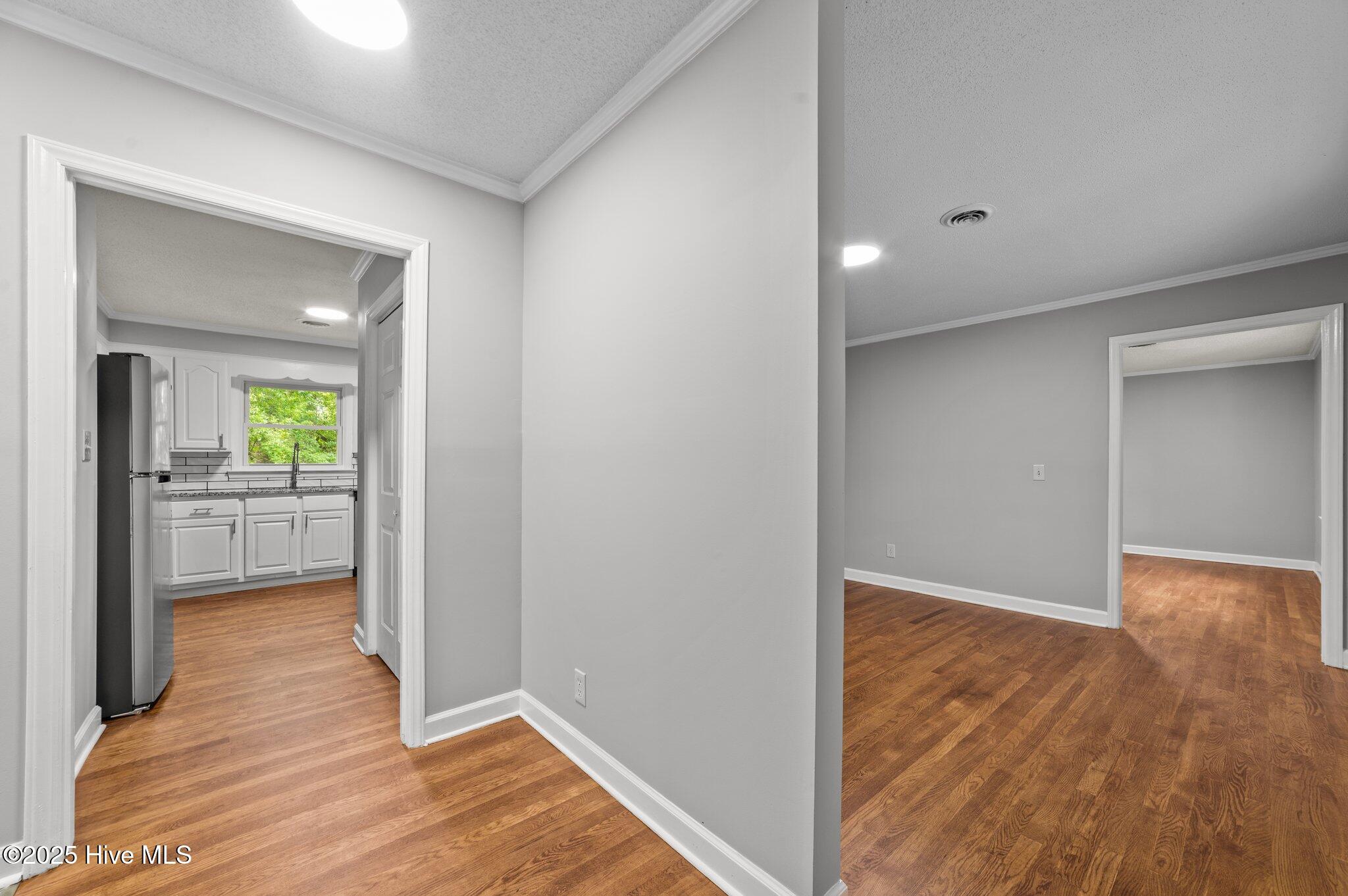 105 Country Place Washington, NC 27889 - Photo 5 of 43 22-web-or-mls-LHV_6301